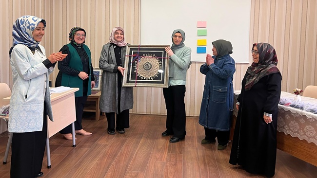 KADIN KÜLTÜR MERKEZİ'NDE ESMAÜ'L-HÜSNA YARIŞMASI